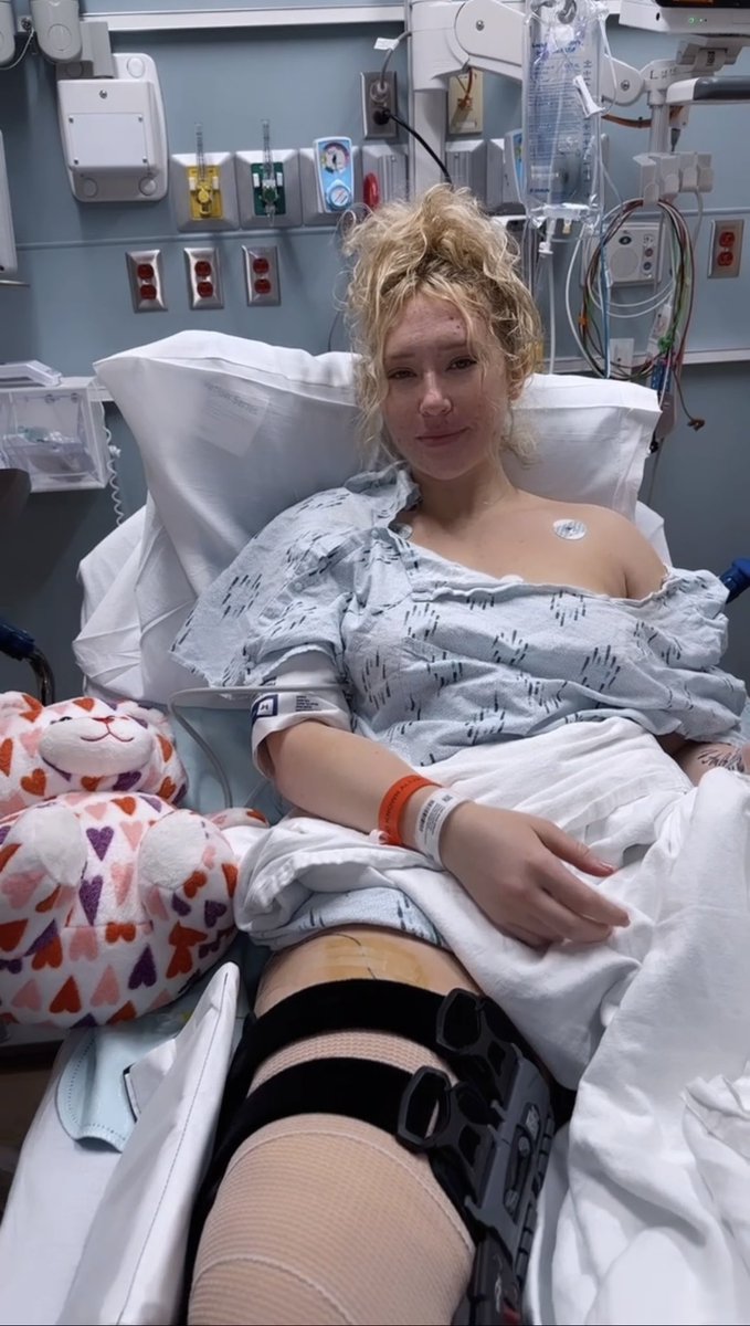 nikkita_wwe's tweet image. Surgery was a success ✨ Thank you deeply to the WWE Universe, my Lyon Pride for all the love and support you show. I’ll be back stronger than I’ve ever been. 🙏🏼 #ReadyToPounce Also a big thank you to the wonderful surgeons, doctors and nurses. 🫶🏼🤍 @WWENXT @WWE