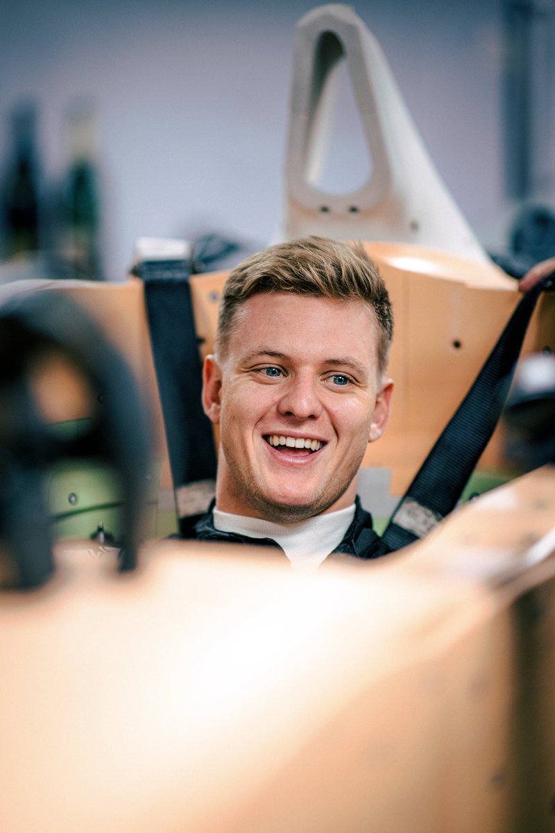 MercedesAMGF1's tweet photo. .@SchumacherMick's first Merc seat fit. ✅ https://t.co/8Ze8nApFrr
