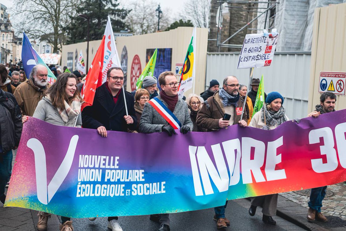 AymericCompain's tweet photo. Manifestations historiques ! 15 000 personnes à #Châteauroux et près de 3 Millions en France pour dire #NonALaReformeDesRetraites lors de cette #manifestation31janvier. 

On continue jusqu’au retrait. 
#Greve31janvier https://t.co/otohrFhxB7