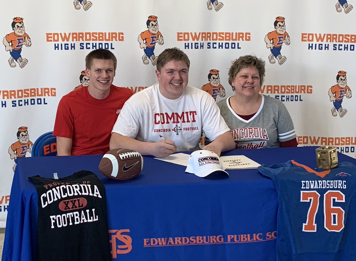 EddiesAthletics's tweet photo. Congratulations Steven Anders on his commitment to continue his academic and football career at Concordia University. @StevenAnders20 #GoEddies https://t.co/BS2b6eZ8Se