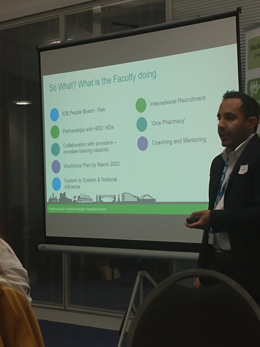 AngelaD71123296's tweet photo. Raj, Senior Programme Lead, talking about pharmacy workforce planning. #bcpharmacyfaculty https://t.co/OxwM4b4VoL