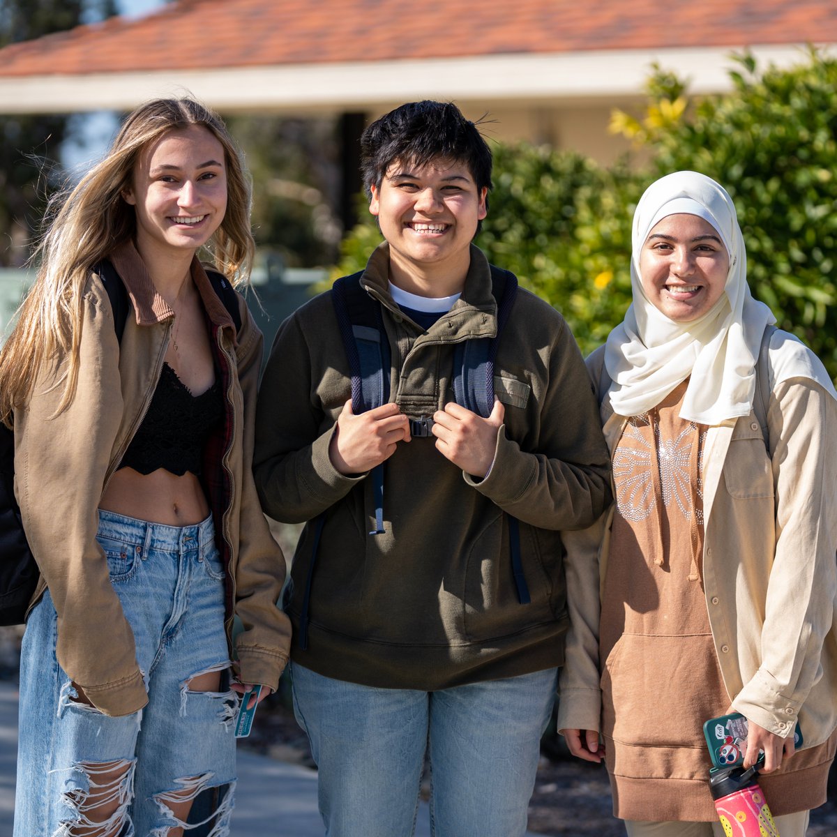 MiraCosta's tweet photo. What are you up to this week, Spartans?! 😄

#MiraCostaCollege #SpringSemester2023 #OceansideCalifornia https://t.co/scsjiAXWIm