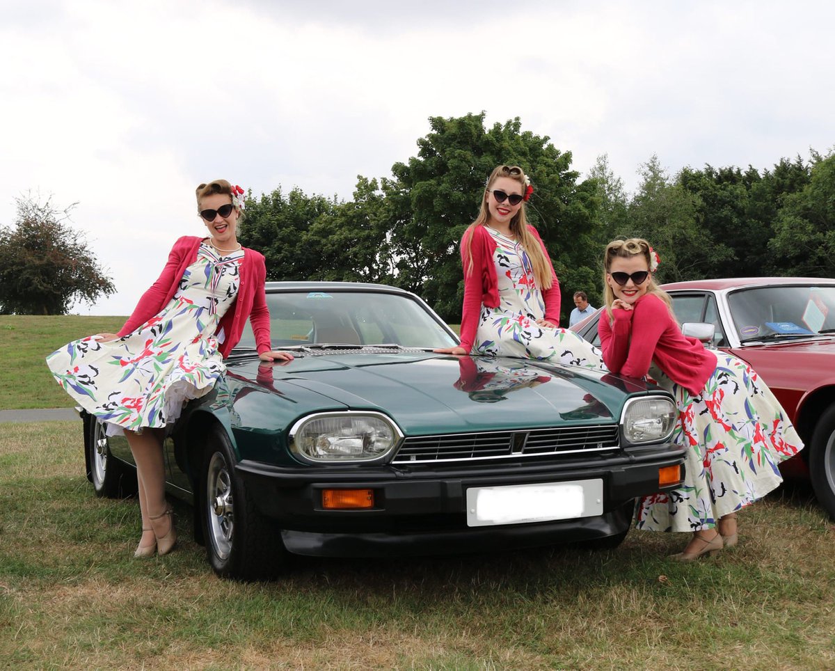 Any car shows looking for entertainment…we’re your gals 💃🎶💃💋💃🎙️
info@myfavouritethingsuk.com
.
.
#carshow #car #classicar #carevent #entertainment #vintageentertainment #singers #dancers #music #vintagegirls #vintagestyle #vintagetrio #myfavthingsuk
