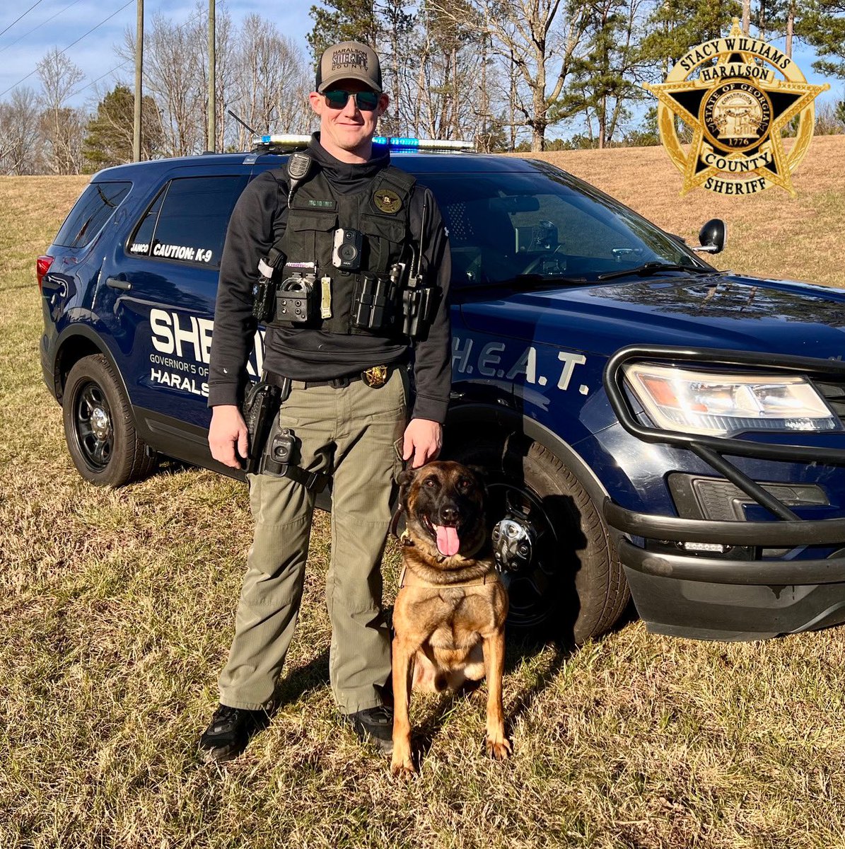 HCSO_K9Janco's tweet photo. K-9 Janco is always ready to go!!

#K9Janco #OnDuty #K9Unit #CrimeFightingDuo #ReadyToGo #HEATUnit #Traffic #Malinois #TheNoseKnows #Maligator #K9 #DogsOnTwitter https://t.co/CW2YWUc92t