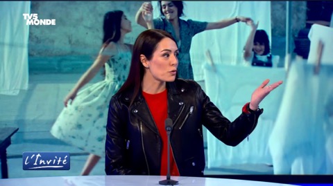SofiaEssaidi06's tweet image. Quelques captures de @Sofia_Essaidi dans l'émission #Linvité sur @TV5MONDE @PatrickSimonin 🔥✨️❤️ Encore merci 🙏