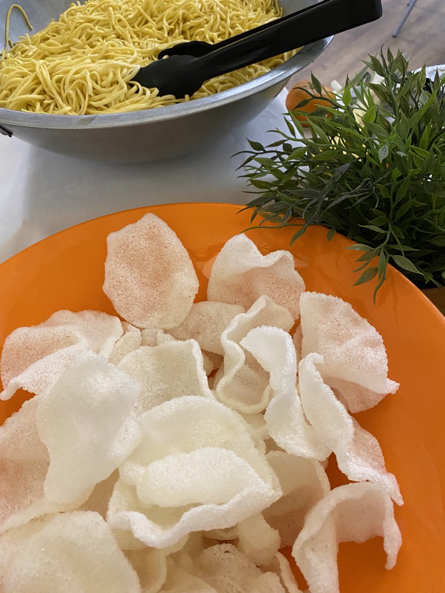 liz Colbourne tweet media