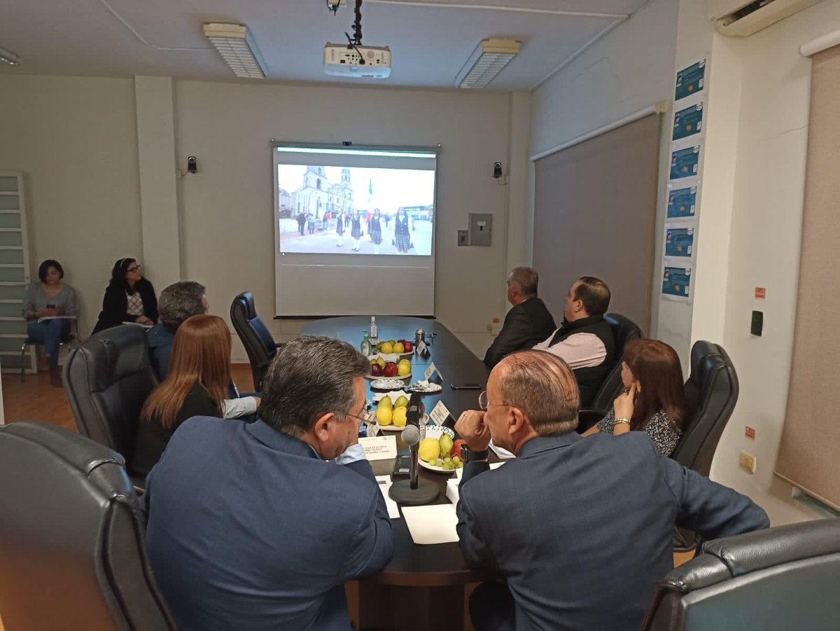 El Director General de Mejora Regulatoria y Competitividad de la <a href="/SEC_Coahuila/">SEC Coahuila</a>, Enrique Mier, participó en la 1a Sesión Ordinaria de la H. Junta Directiva del <a href="/ConalepCoahuila/">CONALEP COAHUILA</a>, en la que se presentaron los avances de esta importante institución de educación de nuestra entidad.