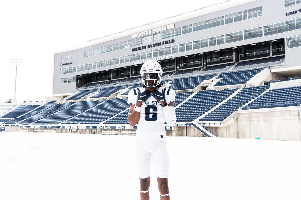 ArcellesJohnsonJr tweet media