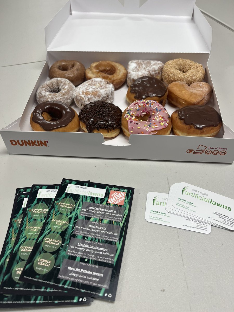 DOUBLE PK DAY! First stop, one of our top performing stores of last year! Shoutout to #3307 for making sale after sale after sale! So glad we got to kick off the new quarter celebrating you! 📈🥳✨🍾