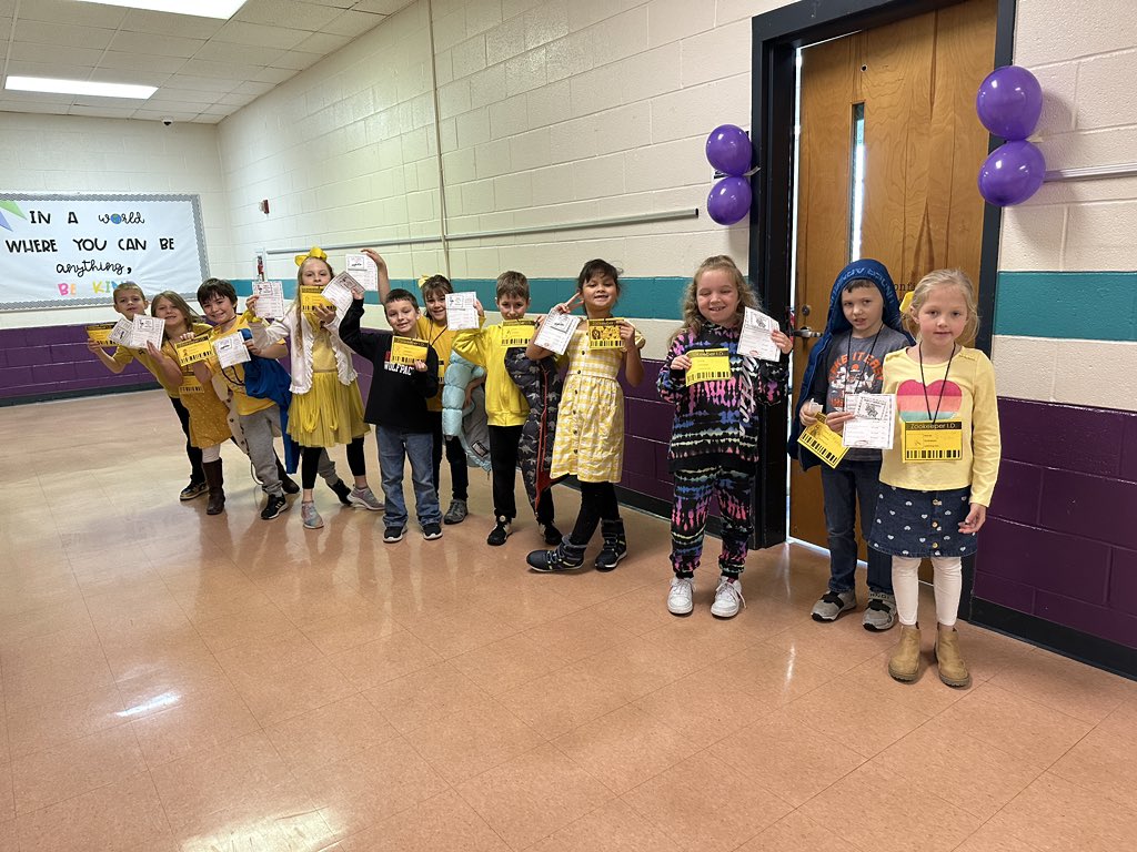 We have a 2nd grade full of zoologists ready to get to work! They passed their interview with me (the boss) &amp; are on their way to being experts!💜🚀 <a href="/JenniferWarden5/">Jennifer Warden</a> <a href="/RES_RSSS/">Rockwell Elem NC</a>
