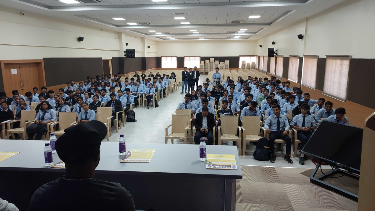 Contentstack's tweet image. Another successful @Contentstack  campus hiring event is in the books.

Thank you to all who attended! #LifeAtContentstack