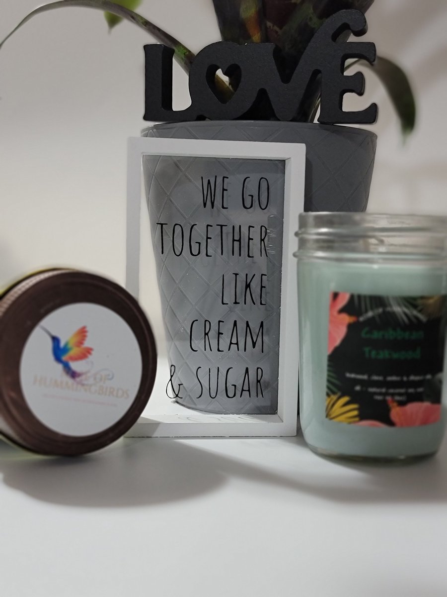 Marshab1111's tweet photo. Rose of Hummingbirds LLC website relaunch tomorrow 2/1/23!
#selfcare #Happiness #womanowned #BusinessPlan #business #blackownedbusiness #organic #allnatural #candles #bodyscrubs #bodybutters #ValentinesDay2023 https://t.co/yfjhDkIpei