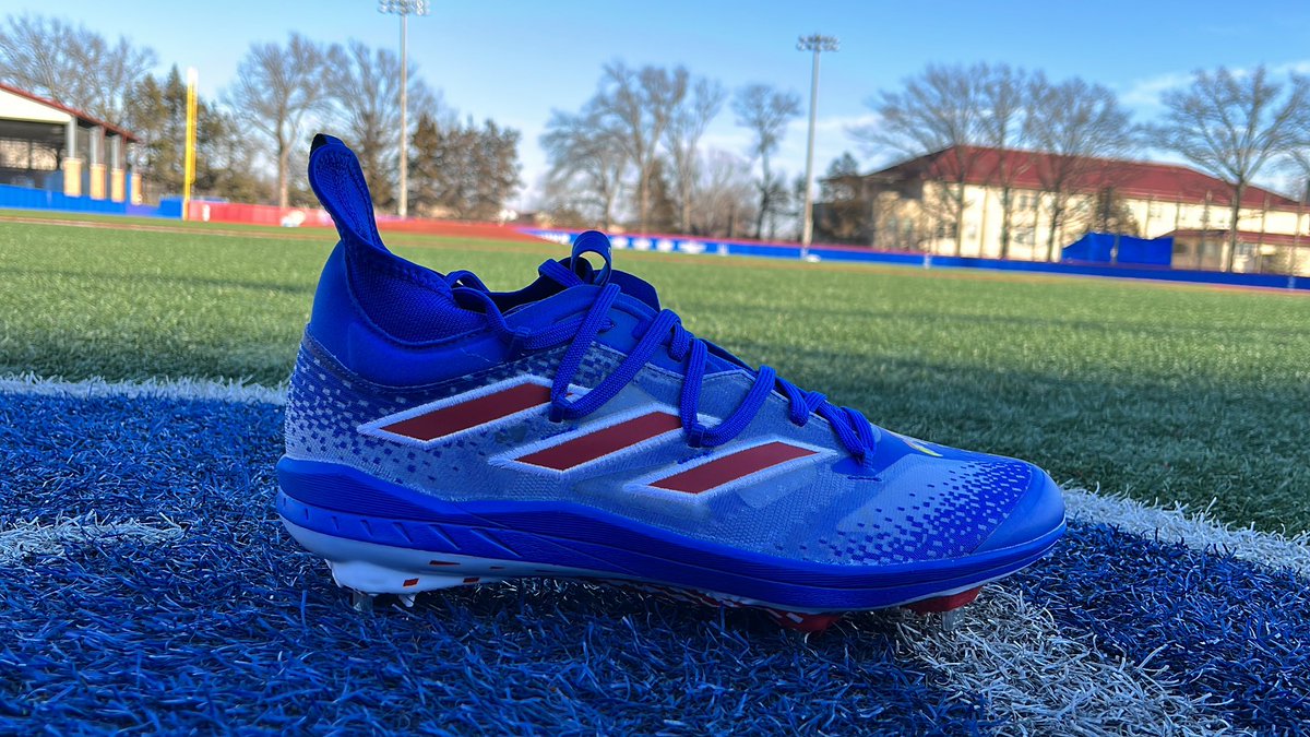 KUBaseballmgrs's tweet photo. This years kicks are 🥶🥶🥶 https://t.co/O3qfTTmnuw