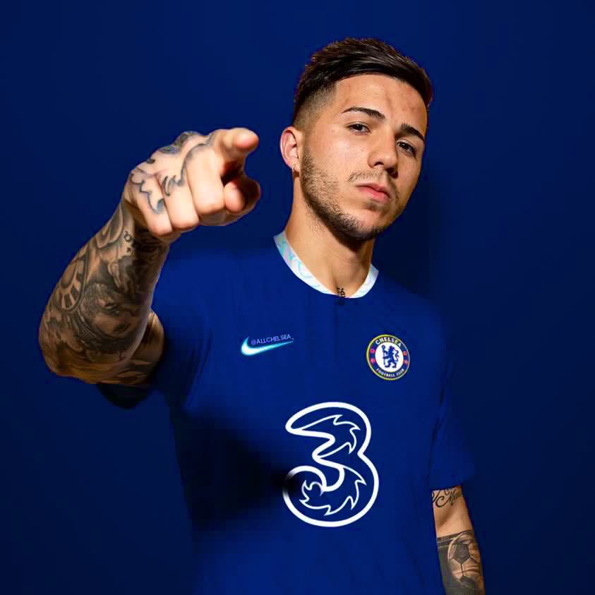 johnmtongoi's tweet photo. Don't say anything just retweeted HERE WE GO Enzo Fernandez to Chelsea https://t.co/lILcGzg5Wh