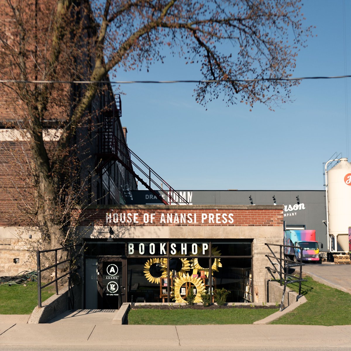 Happy Open Submissions Portal Eve everyone!🌙

Starting tomorrow - and all month long - our portal to receive direct submissions from writers is open.

Stay tuned for more! 📝