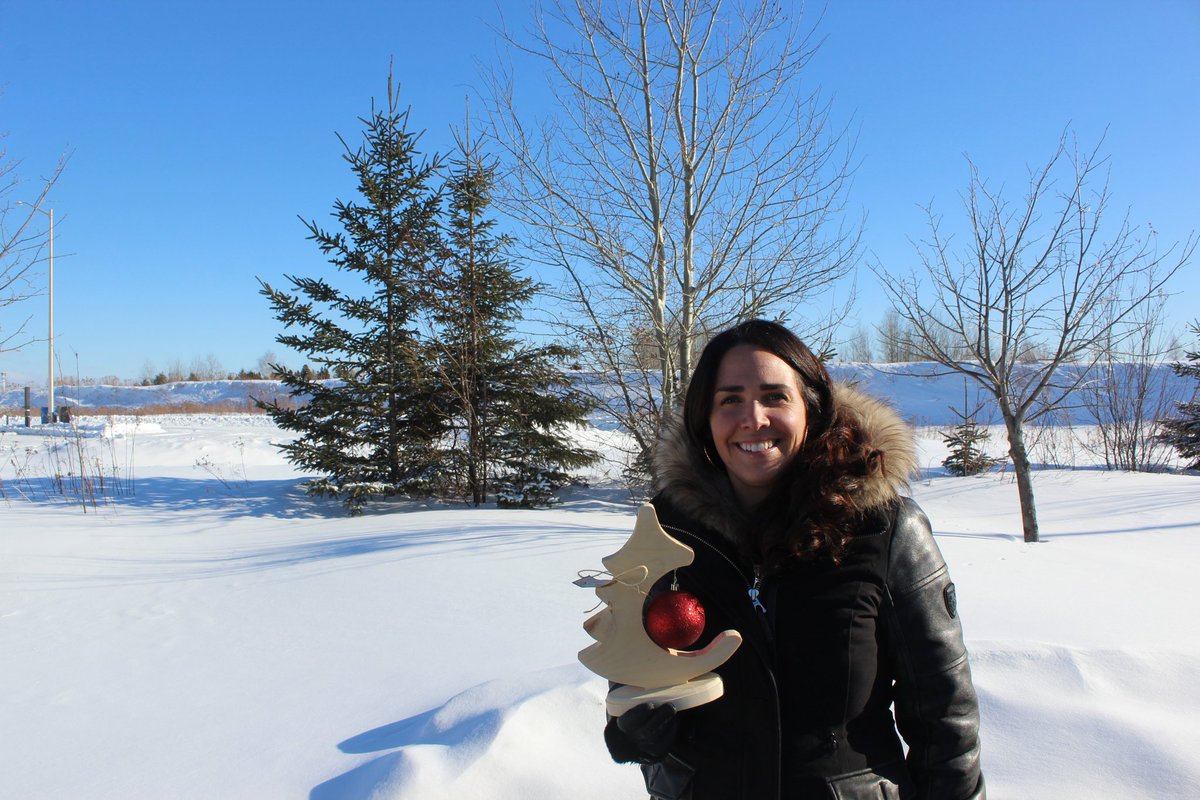 atmlapige's tweet photo. Même si aucune donnée n'a été dévoilé pour la 31e édition de Sapin du bon sens, l'Association forestière Saguenay-Lac-Saint-Jean prévoit un succès. La nouvelle méthodologie visant à remplacer les centres de dépôts de sapins de Noël par des écocentres est vue comme bénéfique. 🌲 https://t.co/2KlZjDv5Fm