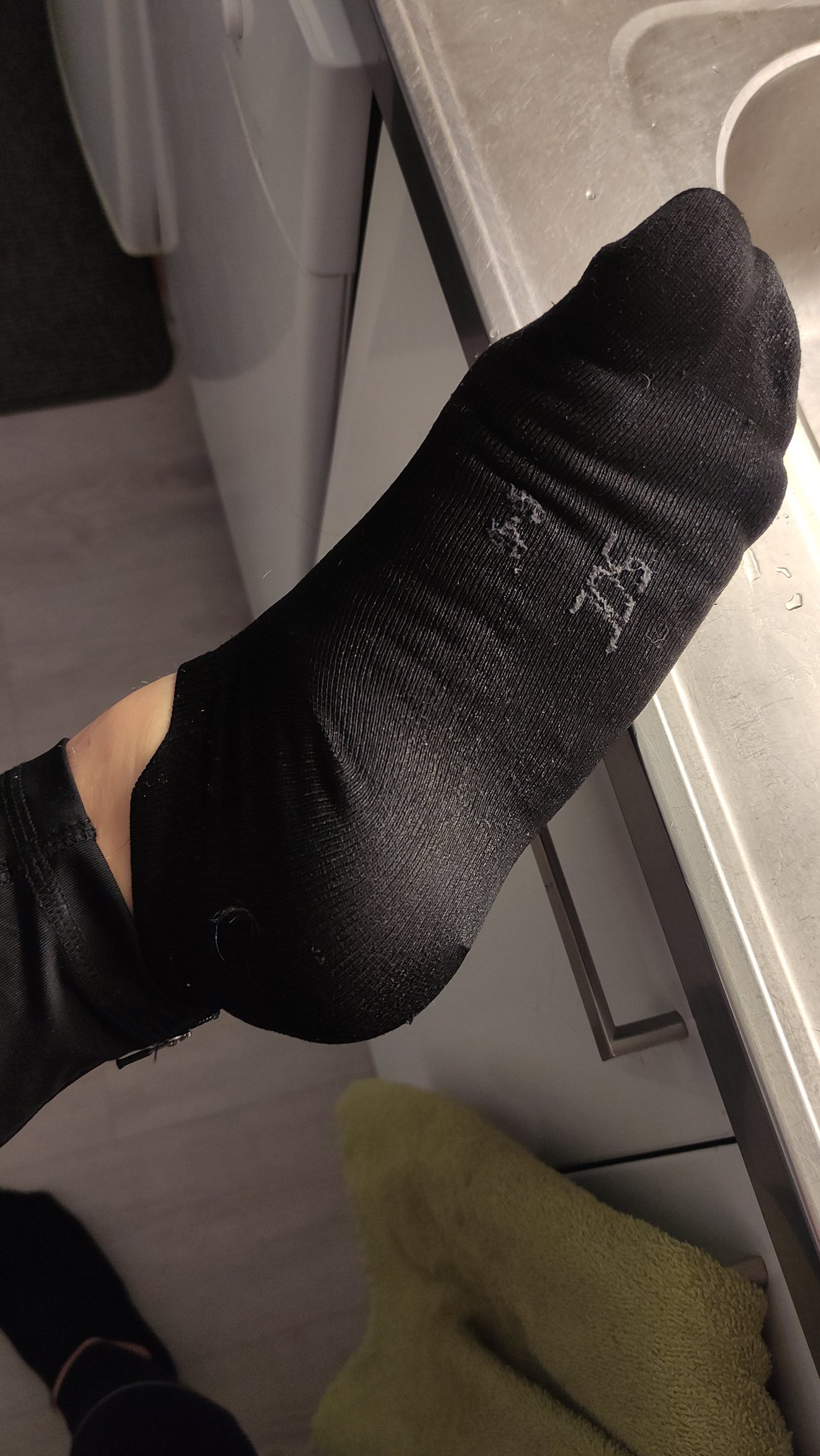 Sweaty af after a long run. https://t.co/JHP0VqAT1k