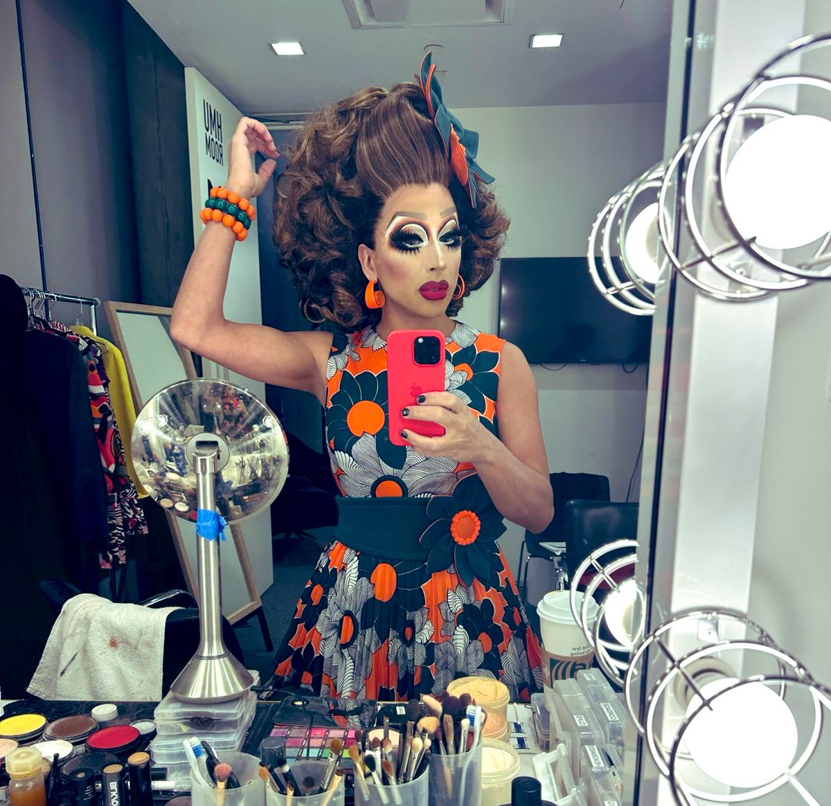 Bianca Del Rio on Twitter: "EROTIC CLOWN 🧡"