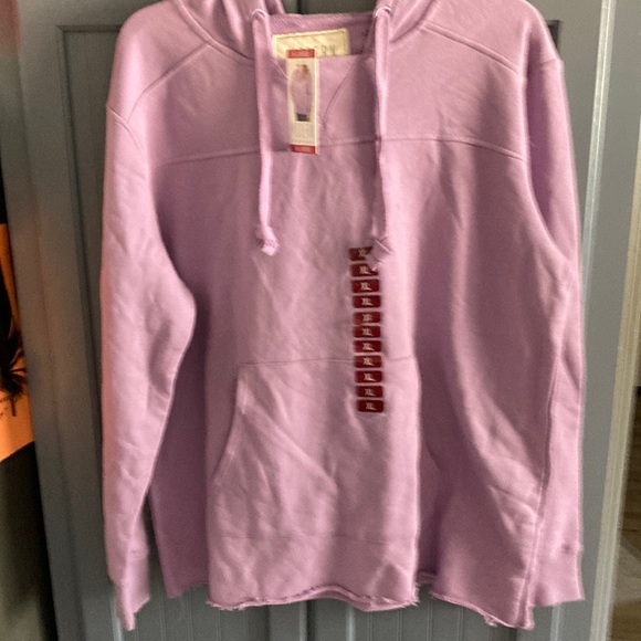 ElanaPappas's tweet photo. So good I had to share! Check out all the items I'm loving on @Poshmarkapp #poshmark #fashion #style #shopmycloset #chicos #moderncanvars #lanebryant: https://t.co/hRJloLpOZI https://t.co/doMQyfkIMe