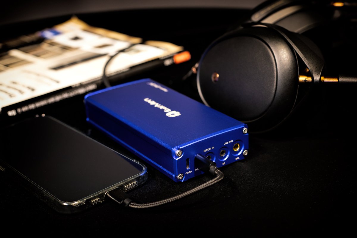 e_earphone's tweet photo. 【本日発売/ #DACアンプ】
#EARMEN ANGEL ¥143,000- (税込)
✅ESS 製 ES9038Q2Mを搭載
✅完全バランス回路で構成
✅PCBレイアウトと超低ノイズのリニア電源の採用
✅3,000mAh×2 の2セルバッテリーを搭載
✅シングルエンド出力/フルバランス出力
▼商品ページはこちら
https://t.co/DvMV2MTyJE https://t.co/XFHBZoAHys