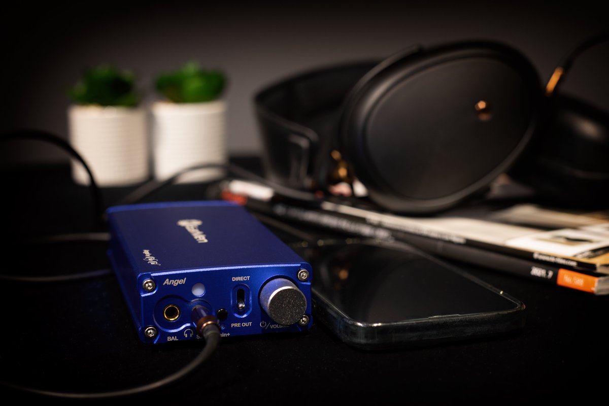 e_earphone's tweet photo. 【本日発売/ #DACアンプ】
#EARMEN ANGEL ¥143,000- (税込)
✅ESS 製 ES9038Q2Mを搭載
✅完全バランス回路で構成
✅PCBレイアウトと超低ノイズのリニア電源の採用
✅3,000mAh×2 の2セルバッテリーを搭載
✅シングルエンド出力/フルバランス出力
▼商品ページはこちら
https://t.co/DvMV2MTyJE https://t.co/XFHBZoAHys