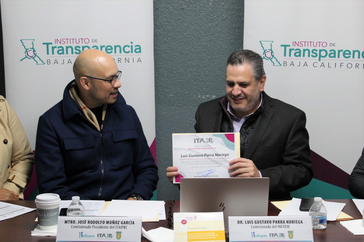 ITAIPBC's tweet photo. @ITAIPBC llevó a cabo evento conmemorativo por el #DIPDP con la presentación virtual de la Obra Editorial del Comisionado del @Infoem @lgparranoriega titulada “Hacía una nueva autoridad especializada en protección de dato personales en México”. https://t.co/5YlUIHFGXu
