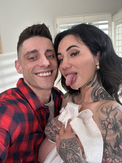 Just shot a hot bj scene with the amazing @ArabelleRaphael for @BlowPass shot by @davidlordxxx @curious_judas<a class="tags" href="/tag/arabelleraphael">@arabelleraphael</a><a href="/tag/mouthhugs"class="tags"><span>#mouthhugs</span></a>