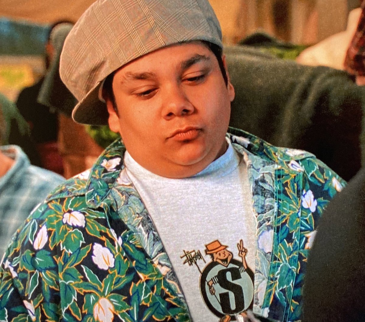 Very few kids movies from the 90s had a stong streetwear brand 
presence. 

Here’s some amazing Stussy pieces from Disney’s Heavyweights. (1995)