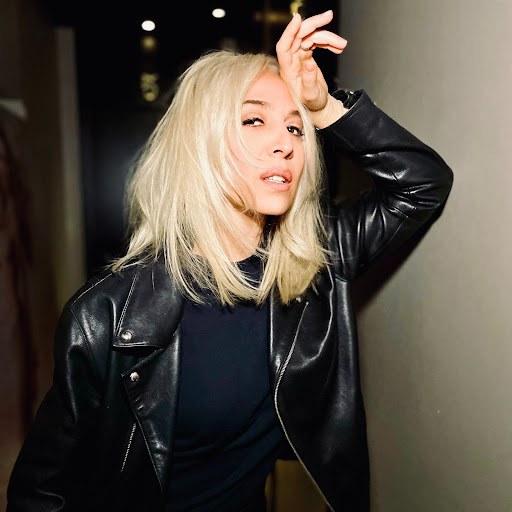 ¿Os lo esperabais? 😍 <a href="/monicanaranjo/">Mónica Naranjo</a> lo ha vuelto a hacer, no tiene remedio 🙌🔥 #BenidormFest2023 #BenidormFest #MónicaNaranjo