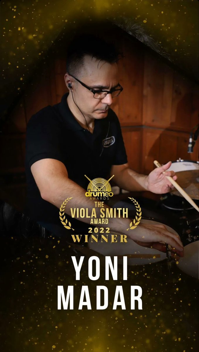 Congratulations to #meinlstickandbrush artist Yoni Madar for receiving the @drumeo2022 Viola Smith award. 
buff.ly/3jiiBdt

#meinlcymbals #yonimadar #meinl #meinlfamily #drums #drummer #drumming #drumsticks #drumeo #drumeoawards