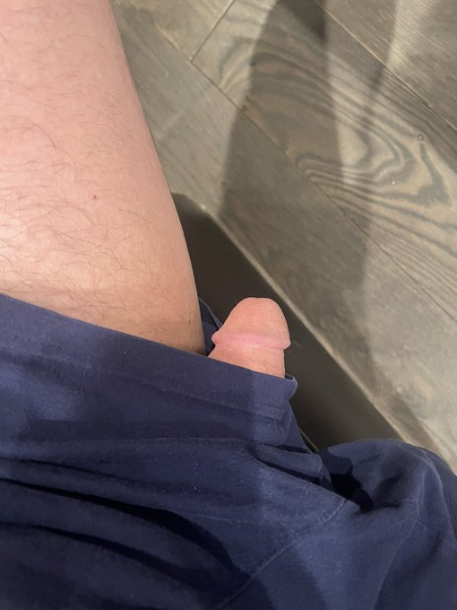 Back in Boston and I&rsquo;m hornier than ever. My dick won&rsquo;t stay in my boxers&hellip; #cock #dick https://t.co/<a href="/tag/cock"class="tags"><span>#cock</span></a><a href="/tag/dick"class="tags"><span>#dick</span></a>
