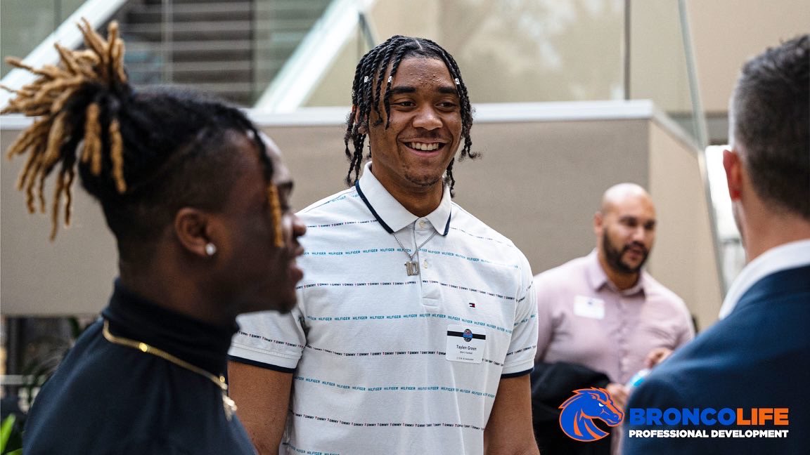 Boise State BroncoLife tweet media