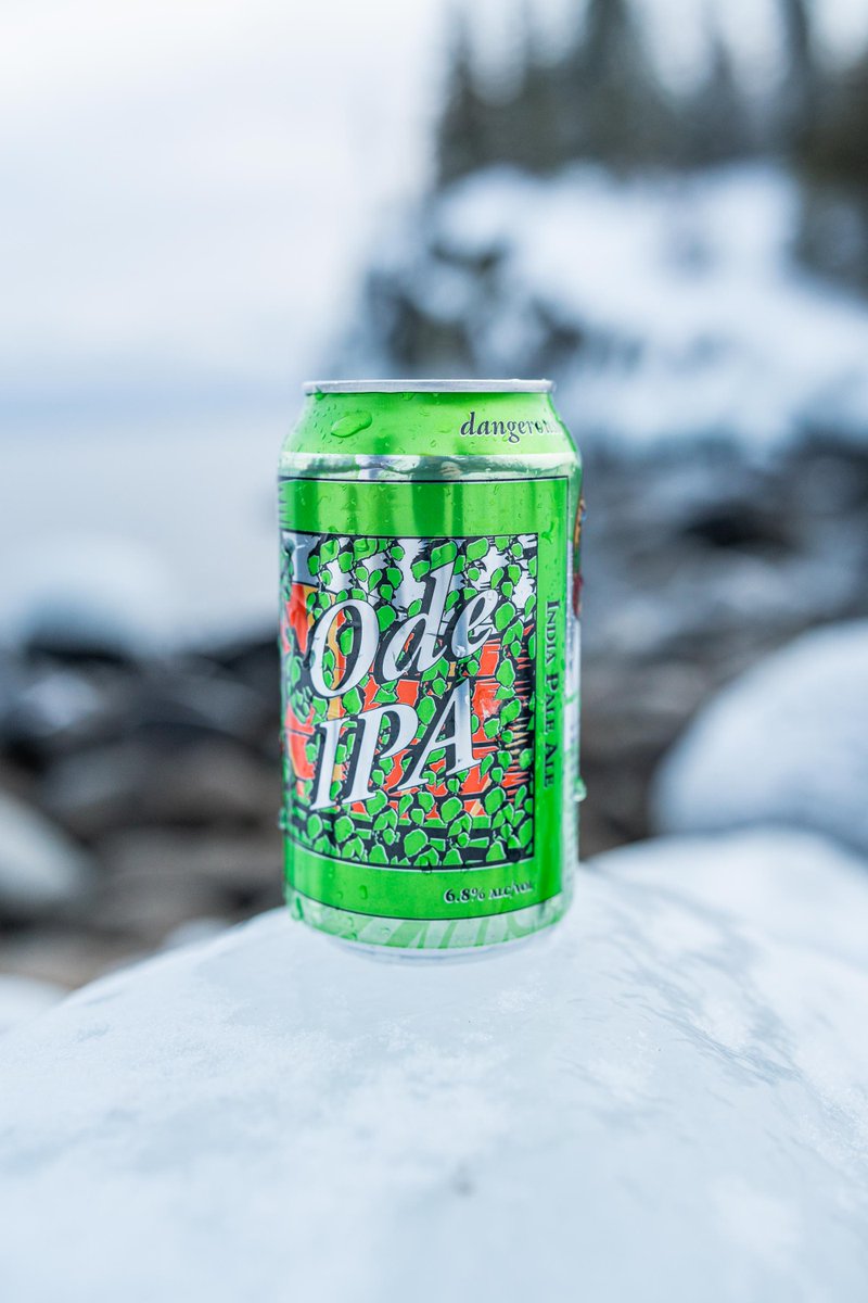 It's *ice cold* out there, folks. Don't leave your beer outside unattended. ❄️

#castledangerbrewery #odeipa #ipa #northernmn #mnwinter #northshoremn  
📸 Vincent Ledvina