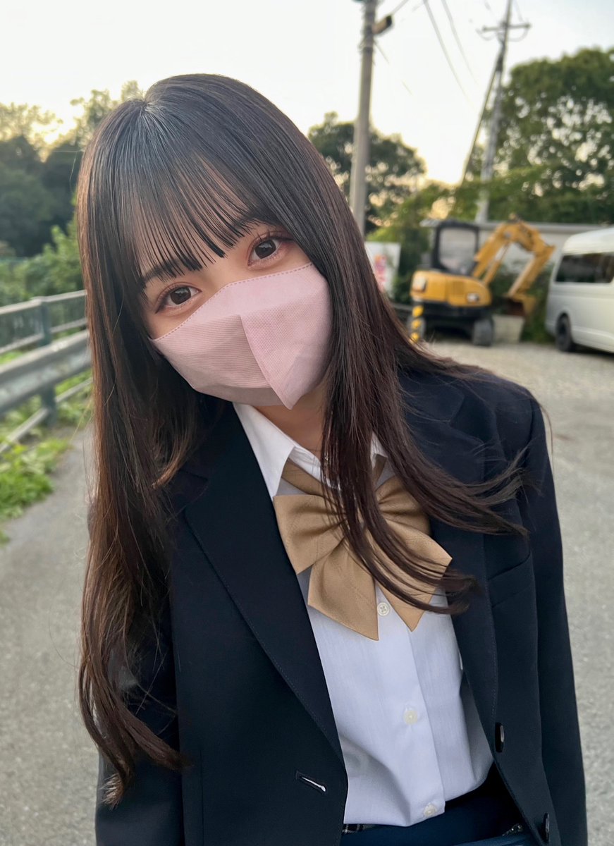 kanon_KLM1003's tweet photo. おはよ~❕
今日から2月~今月もよろしくね(^^♪
一緒に帰ろー?⸝⋆⸝⋆
#おはつい #normalcamera https://t.co/CtDrD8A30C