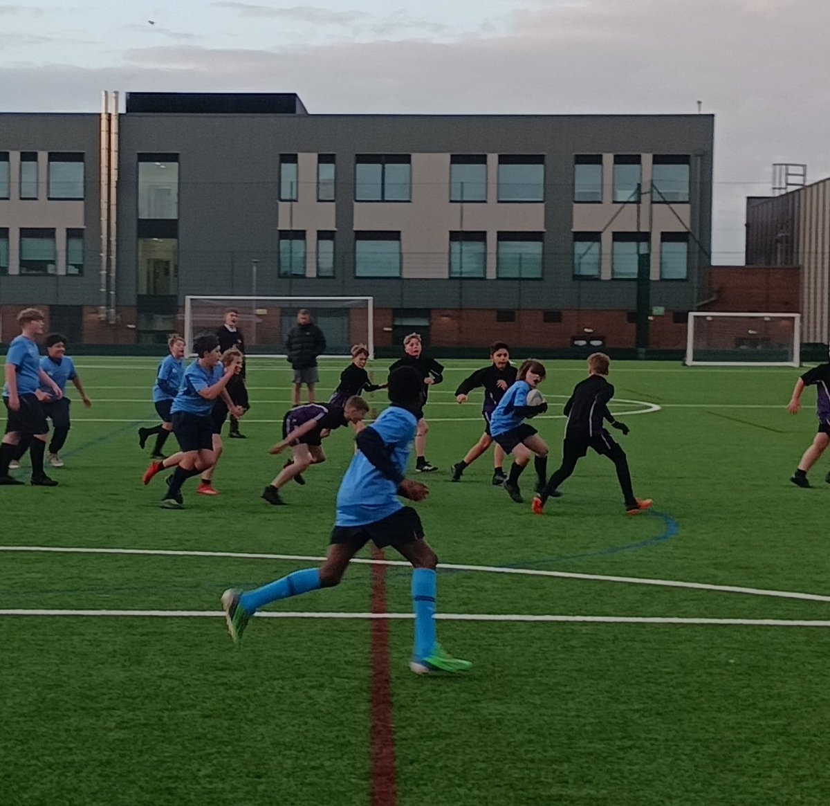A great performance from the year 7 Rugby team vs Laurus tonight! A real team performance with some excellent Rugby played from all involved!
Tries: 
Konrad 💥💥💥
Tevin 💥💥💥💥
Andrew 💥
Dylan 💥💥
Jake 💥💥
Sonny 💥
POTM: Tevin / Konrad. 👏💪🏉