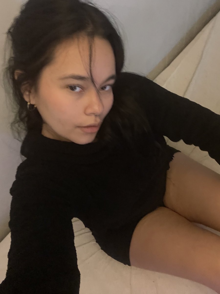 celerycubes's tweet image. single mom of one beautiful kitty 🐈‍⬛