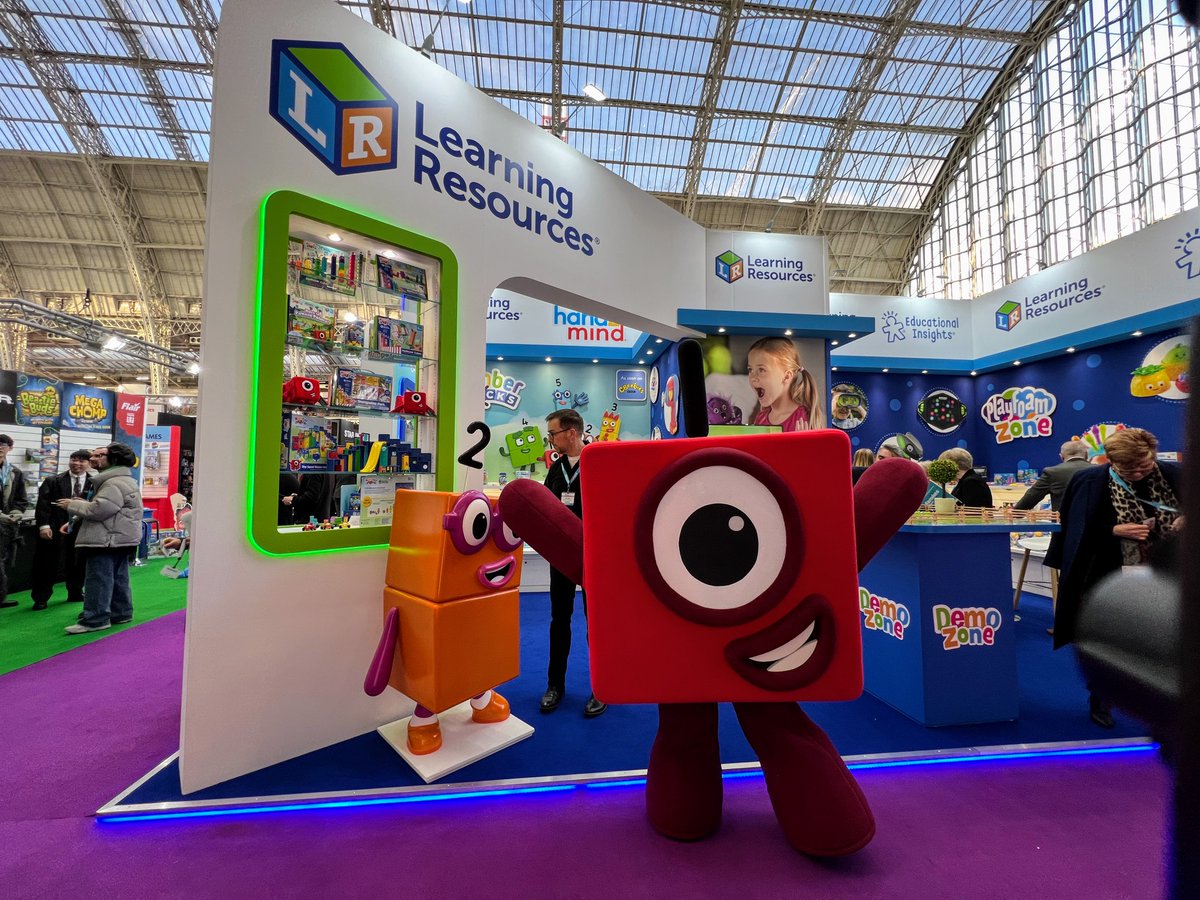 Had a wonderful time at @ToyFairUK this month 🤩 representing stemparenting.co.uk & youtube.com/@stemplayground. It was such an amazing opportunity to meet all the STEM toy companies: Connetix, @KNEXUK, @Magformers_GB, Plus-Plus, @LEGO_Group and learn about their latest products!
