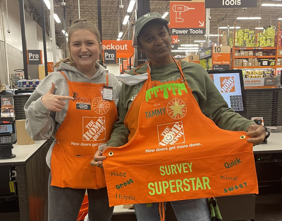 Rebecca Van Slooten tweet media