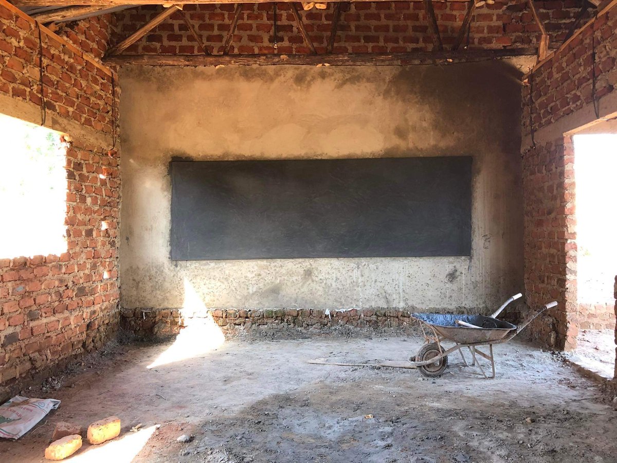 The humans are coming! Soon this room will be full of life! <a href="/AngelAlliance/">AngelAlliance</a> <a href="/CrownedApesSG/">Crowned Space Apes {👑CSA👑}</a> @Space_Apes1 
(Small humans 😬)