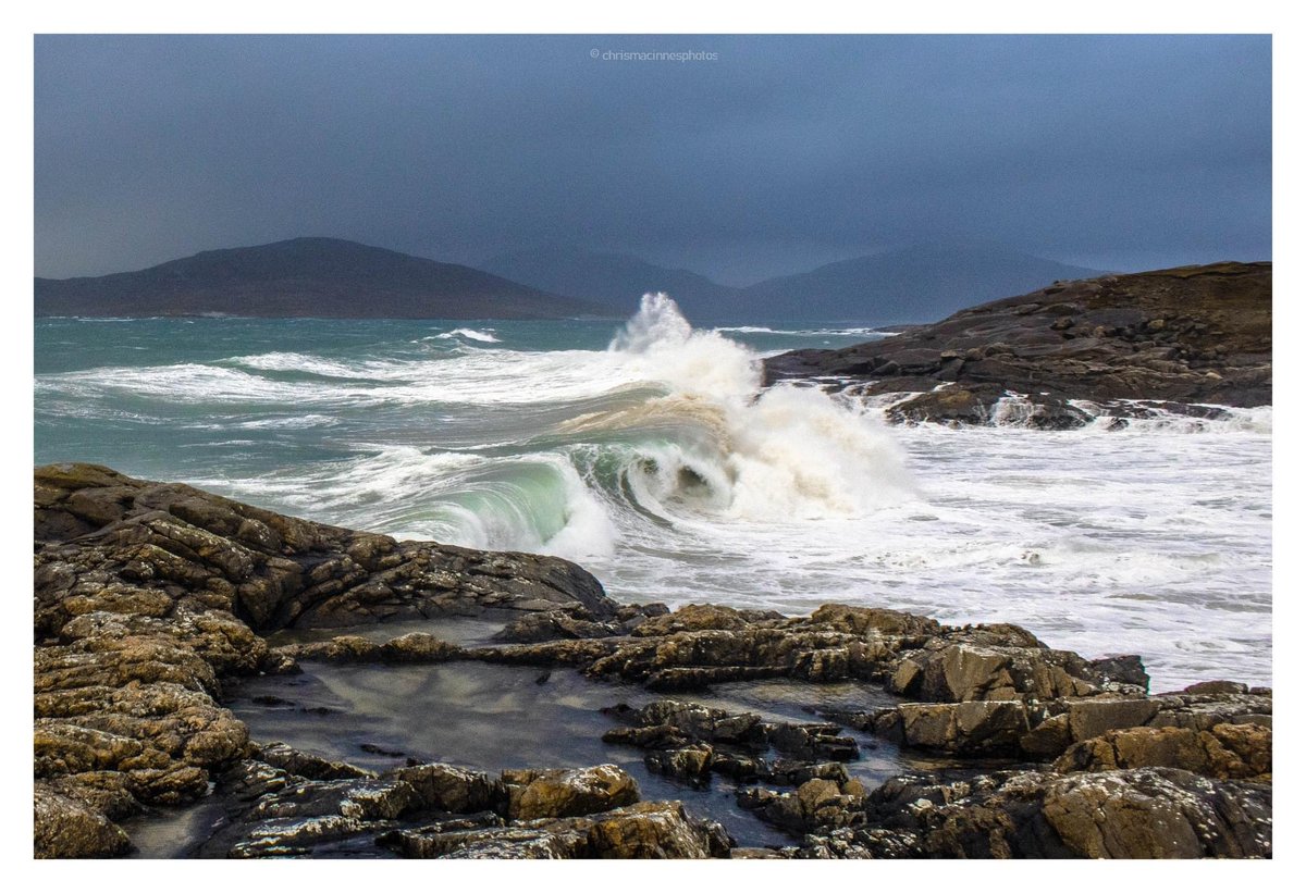 Big waves and stormy skies.
Nisabost, Isle of Harris.