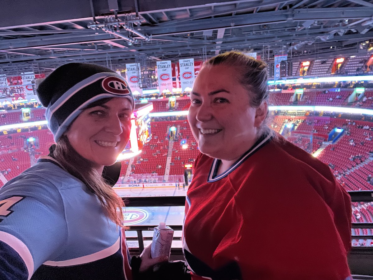 sandylazaro's tweet photo. GO HABS GO!! #habselfie https://t.co/LTD2lV6UZc