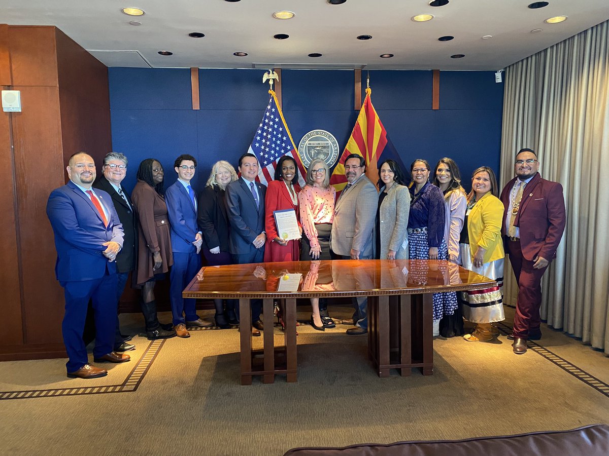 Governor Katie Hobbs tweet media