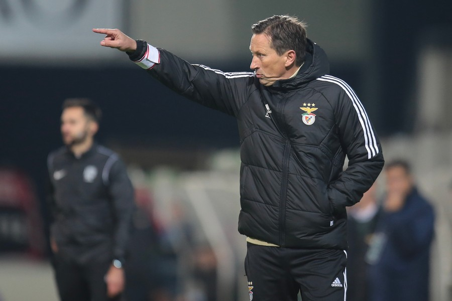 💬 «O Benfica é muito maior que qualquer jogador. Precisamos de jogadores que sejam felizes a jogar pelo Benfica. Estou muito feliz com os jogadores que estão cá» - Roger Schmidt