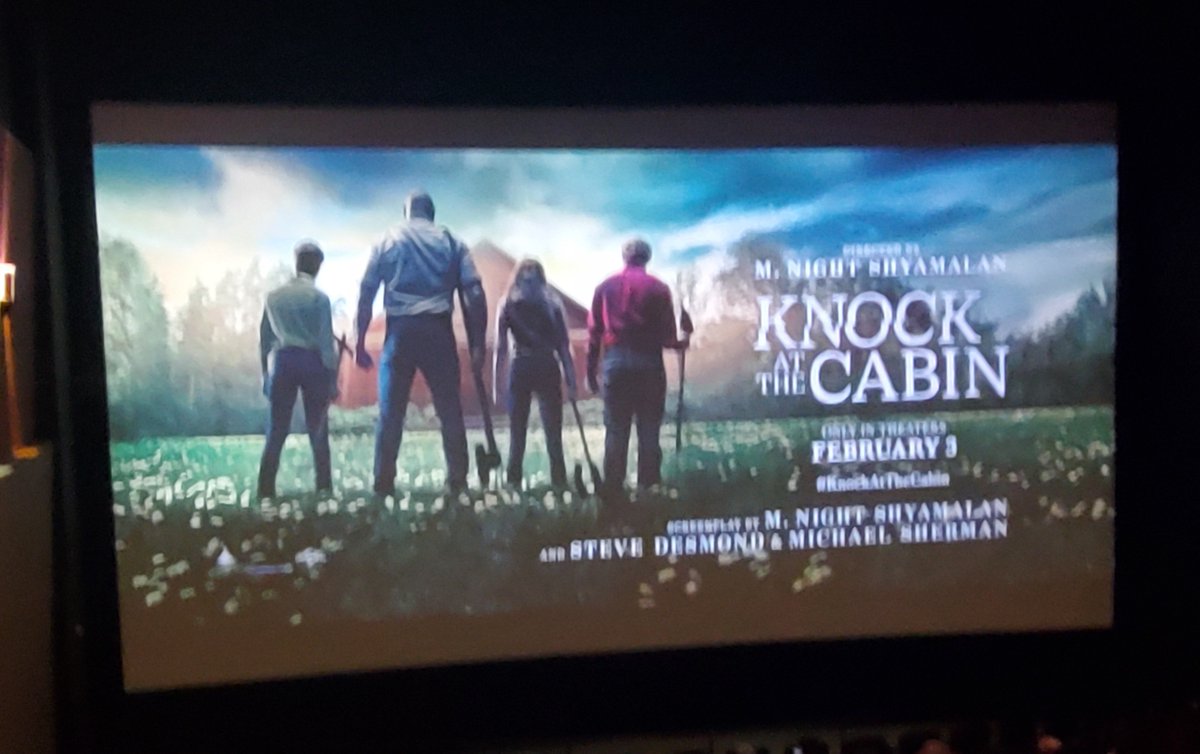 The twist? 👀 I don't answer the door to uninvited ppl. Dafuk, it's not the 50s. <a href="/KnockAtTheCabin/">Knock At The Cabin</a> #advancedscreening <a href="/AMCTheatres/">AMC Theatres</a> <a href="/MNightShyamalan/">M. Night Shyamalan</a>