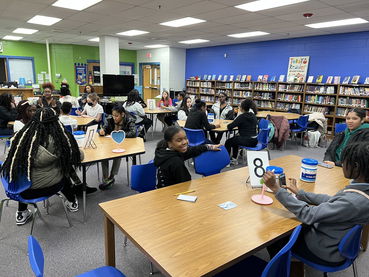 JHBobcats's tweet photo. PINKY is back for year 2!!! @SHSRed_Devils BSU @BunnellBulldogs  LNC student mentors and our 6th grade students get acquainted in a self-actualization and self-esteem building activity led by our very own @SPSDIESEL. As expected, the group is off to a great start! https://t.co/sUcanWB0AW