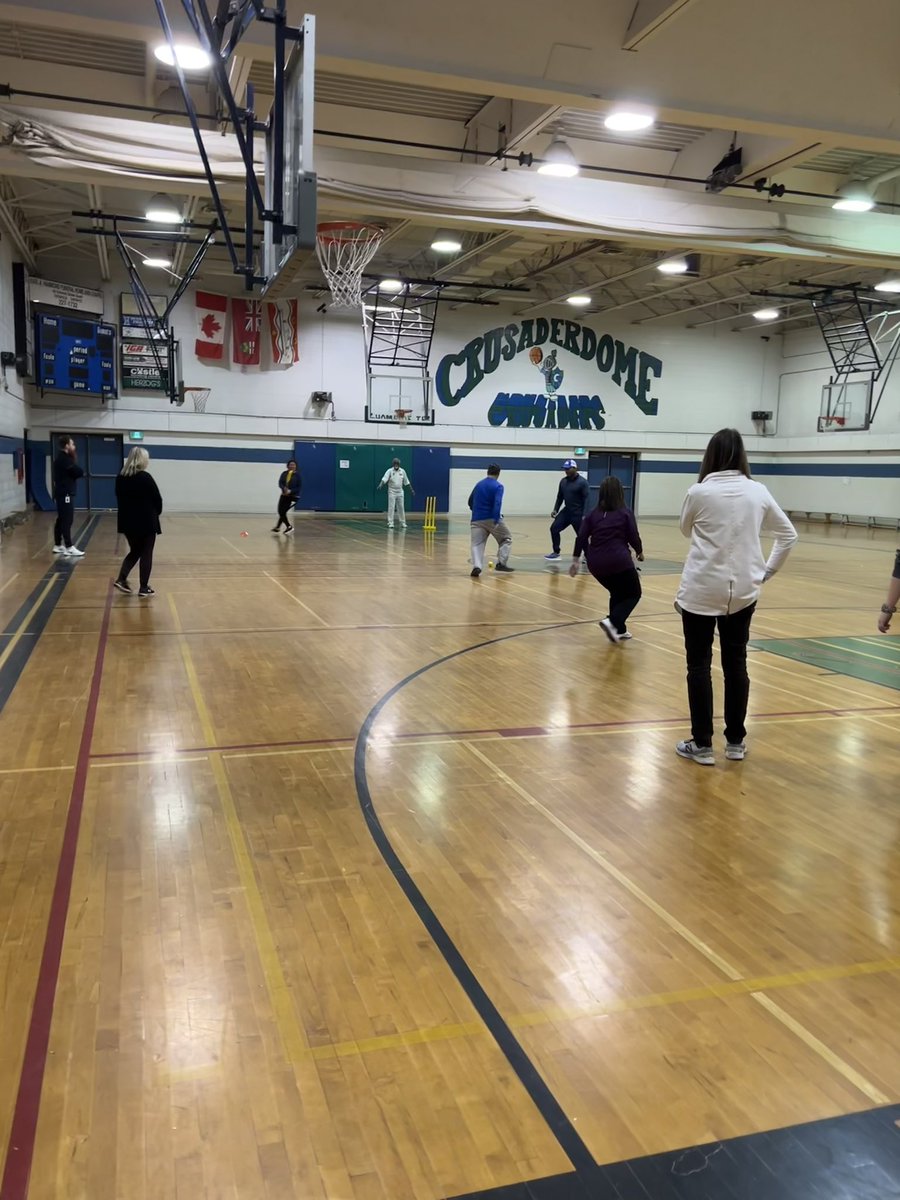 #NiagaraCatholic elementary teachers are thrilled after attending the <a href="/oscaschools/">Ontario Schools Cricket Association (OSCA)</a> cricket workshop! Eager to introduce a new sport to the classroom and enhance skills for the future 🏏 #MotivatedEducators #CricketInTheClassroom #PhysicalLiteracy <a href="/niagaracatholic/">Niagara Catholic DSB</a> <a href="/NiagCatholicPnI/">Niagara Catholic Program & Innovation Department</a>