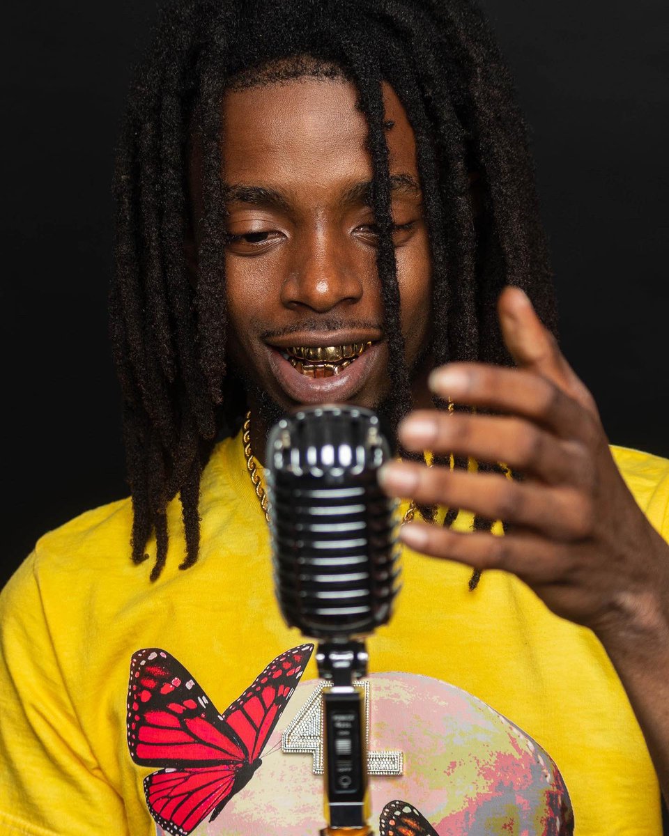 MessengersTeam's tweet image. Pressure all year ⚡️👑 @Ra_Glizzy