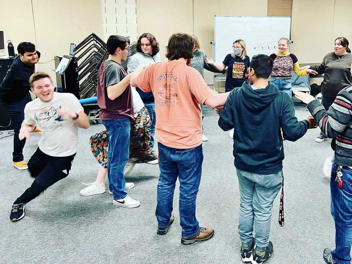 I was so honored to be invited to my alma mater by one of my heroes to give a presentation about Kodály! Her future educators were such an inspiring glimpse into the future of our field! They are so lucky to have her 🐉❤️🐑🎼 <a href="/GRES_Principal/">Jenny Andrews</a> <a href="/ccpsPerform/">ccpsPerform</a> #kodaly #vcumusic