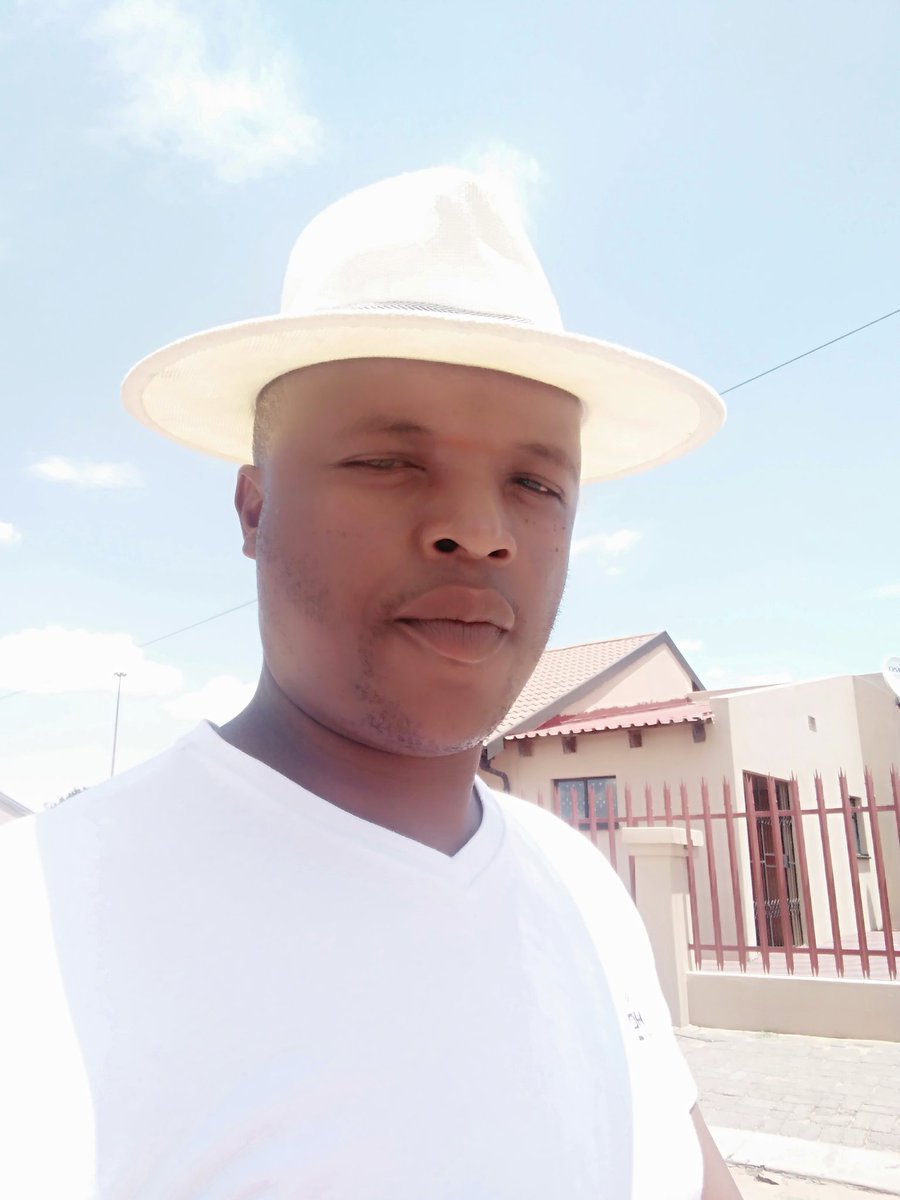 MJEPA's tweet image. Glasses needed....