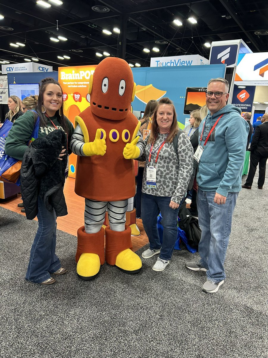 Kortney Clayton tweet media